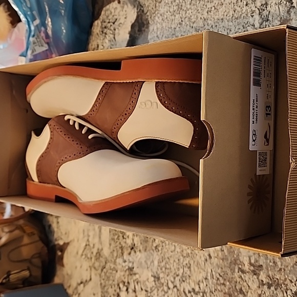 NIB Ugg M Holston Shoe men\'s size 13 main image 4